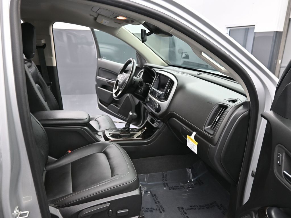 2020 GMC Canyon SLT