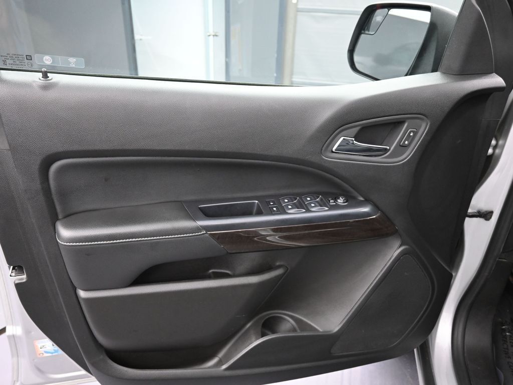 2020 GMC Canyon SLT