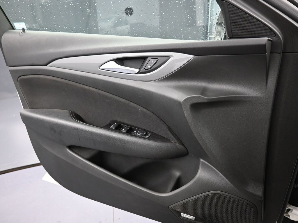 2019 Buick Regal TourX Preferred