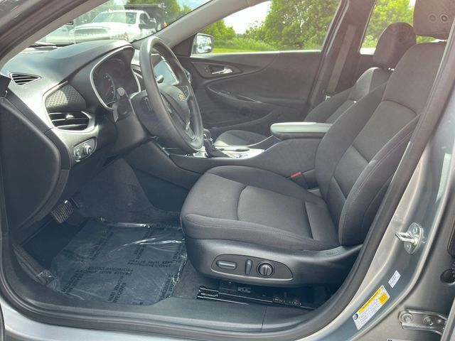 2025 Chevrolet Malibu LT