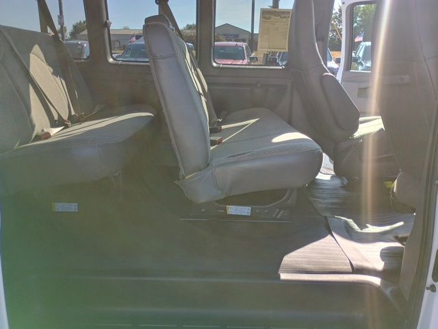 2022 Chevrolet Express LS 3500
