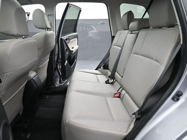 2016 Subaru Forester 2.5i Touring