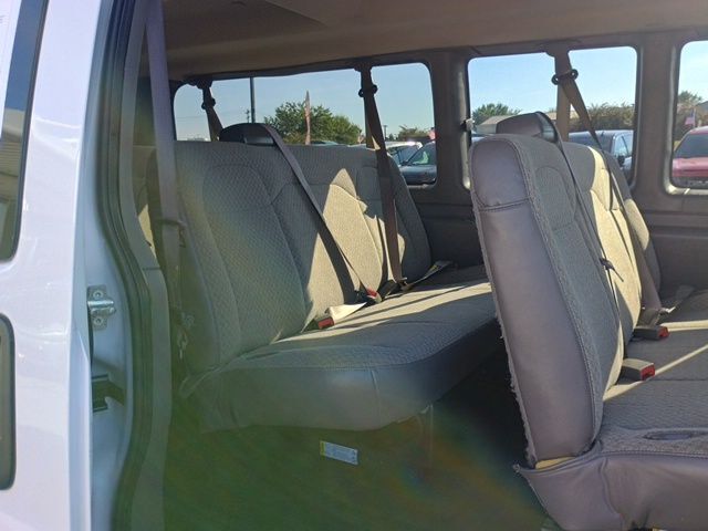 2022 Chevrolet Express LS 3500