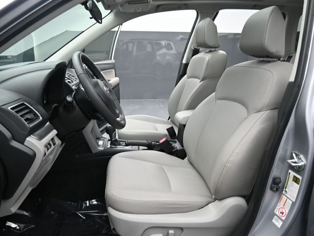 2016 Subaru Forester 2.5i Touring
