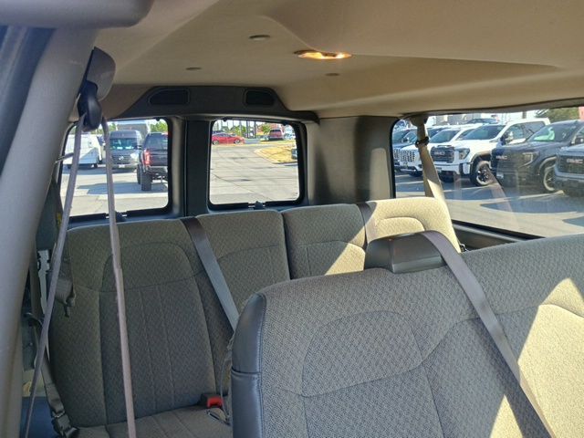 2022 Chevrolet Express LS 3500