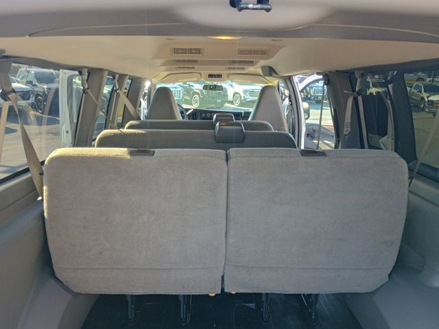 2022 Chevrolet Express LS 3500