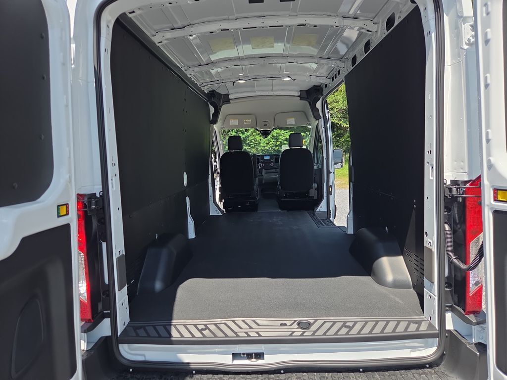 2025 Ford Transit 250