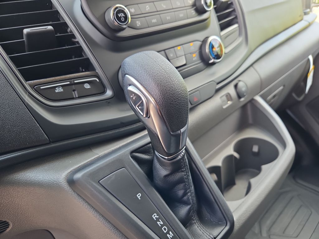 2025 Ford Transit 250