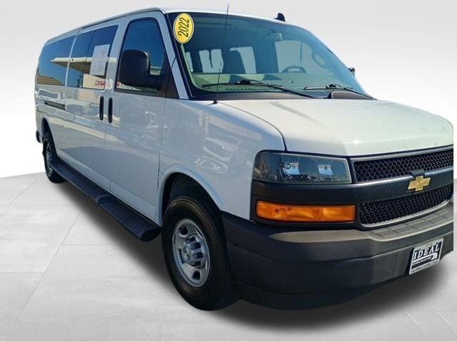 2022 Chevrolet Express LS 3500