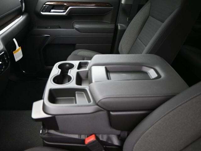 2025 GMC Sierra 1500 Elevation Standard