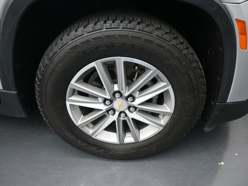 2022 Chevrolet Traverse LT Leather