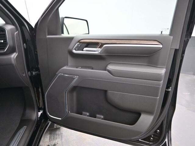 2025 GMC Sierra 1500 Elevation Standard
