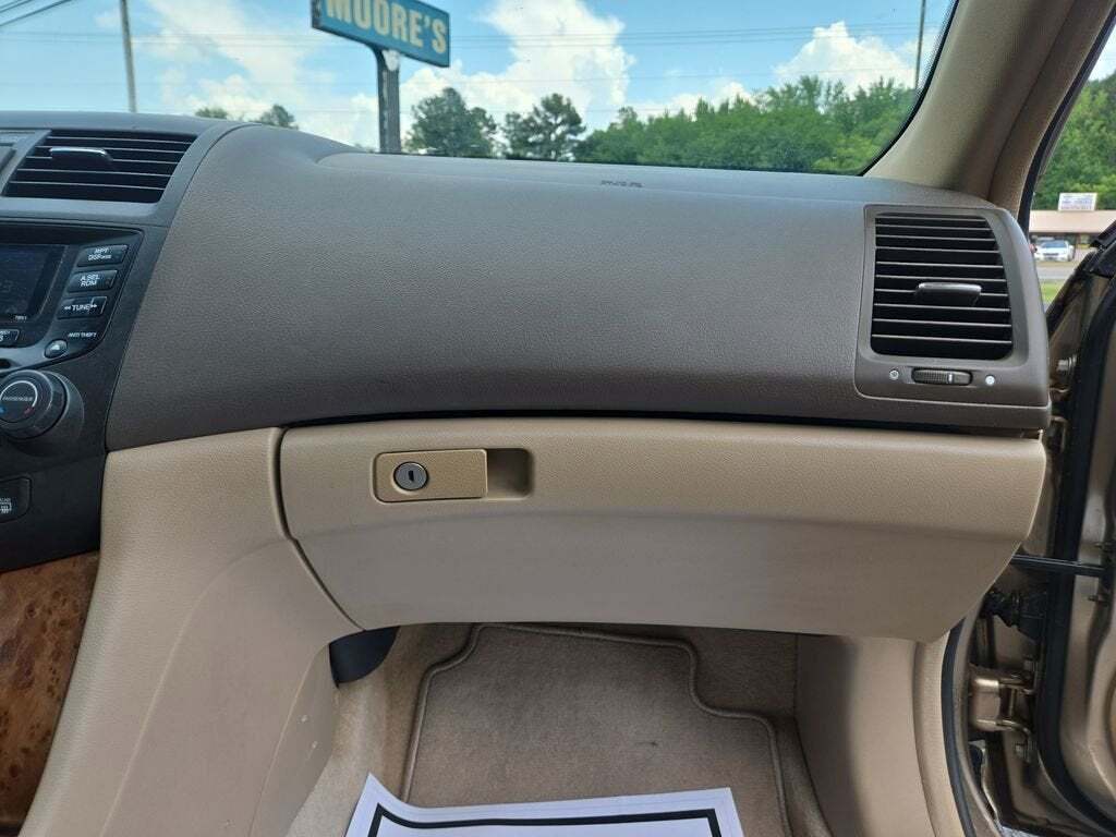 2005 Honda Accord EX w/Leather