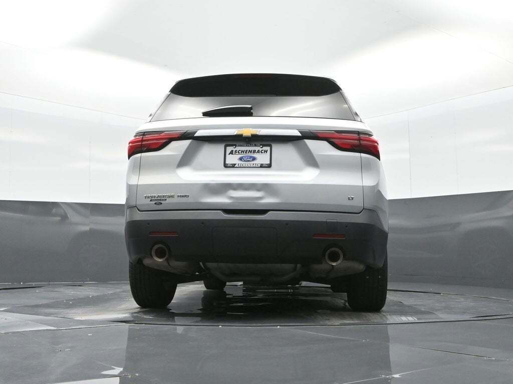 2022 Chevrolet Traverse LT Leather