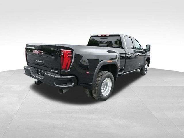 2025 GMC Sierra 3500HD Denali
