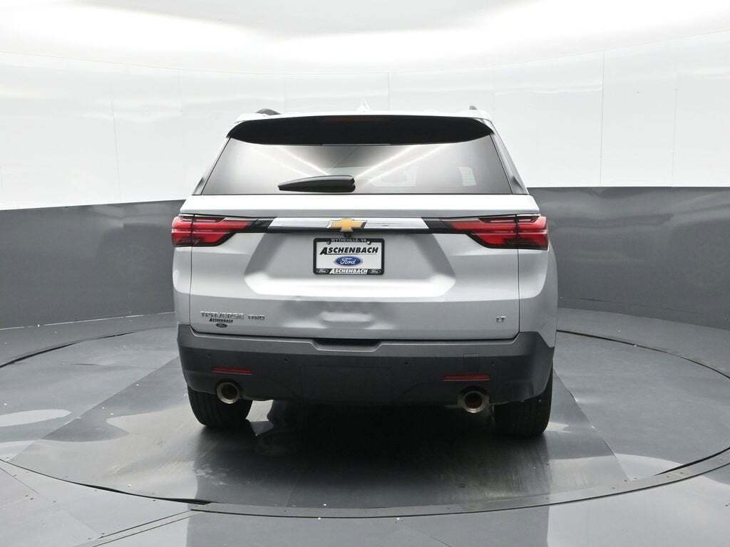 2022 Chevrolet Traverse LT Leather