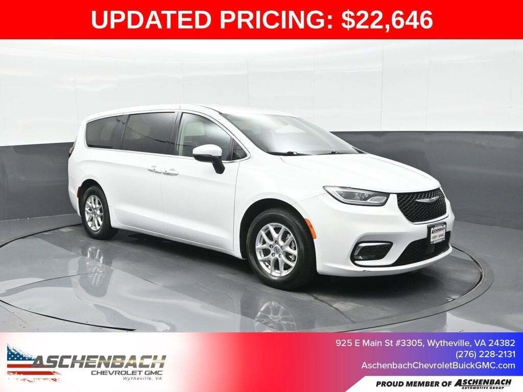 2023 Chrysler Pacifica Touring L