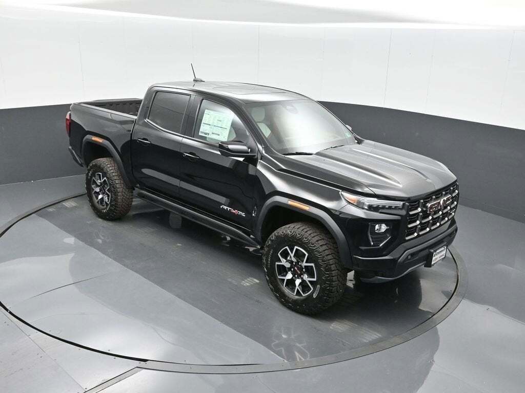 2025 GMC Canyon AT4