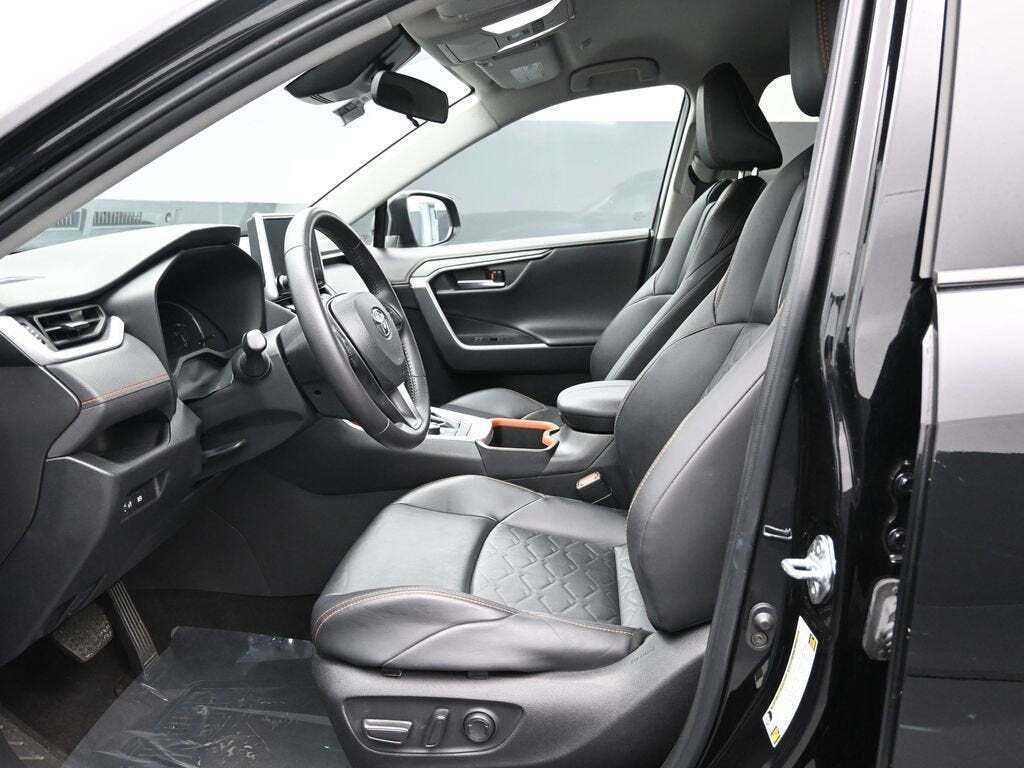 2023 Toyota RAV4 Adventure