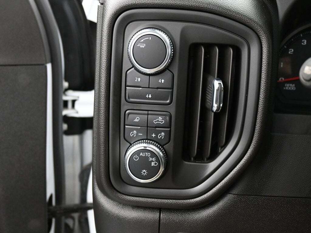 2024 GMC Sierra 2500HD Pro