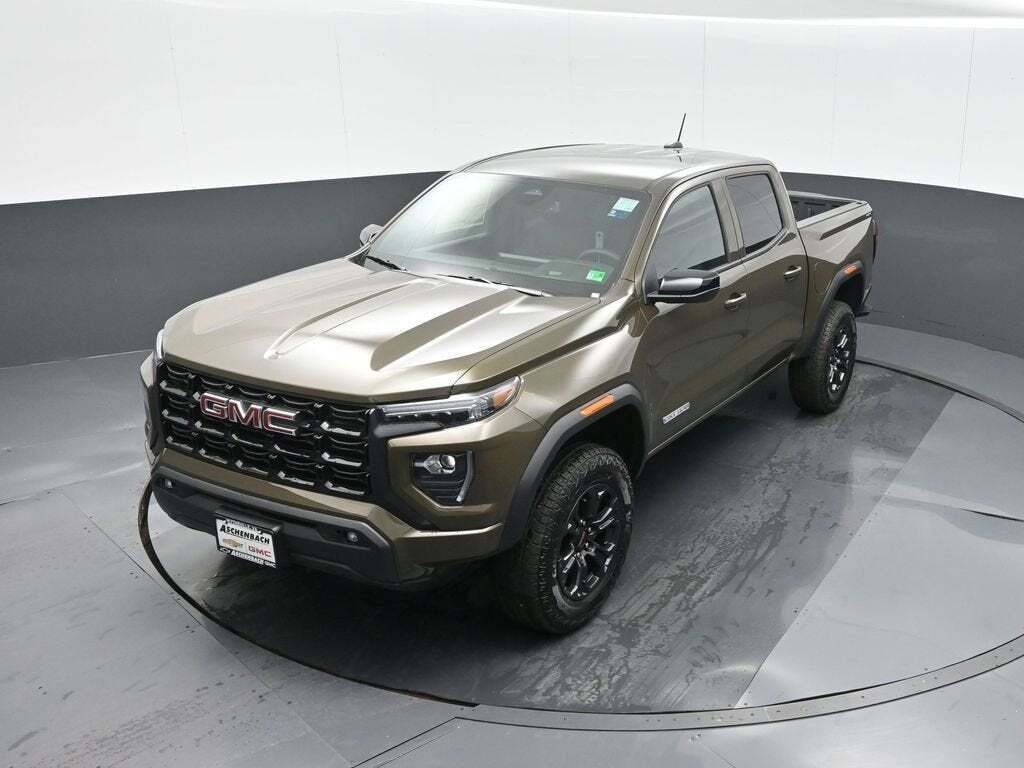2025 GMC Canyon Elevation