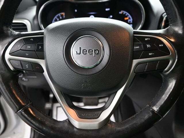 2020 Jeep Grand Cherokee Laredo