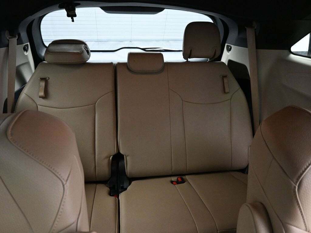 2024 Toyota Sienna XLE 7-Passenger