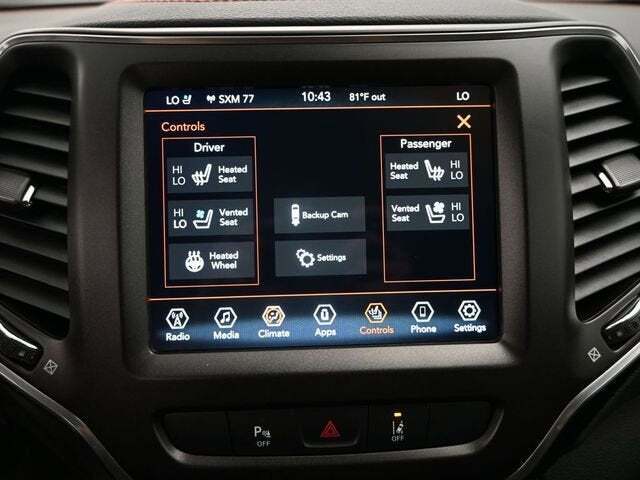 2022 Jeep Cherokee Trailhawk