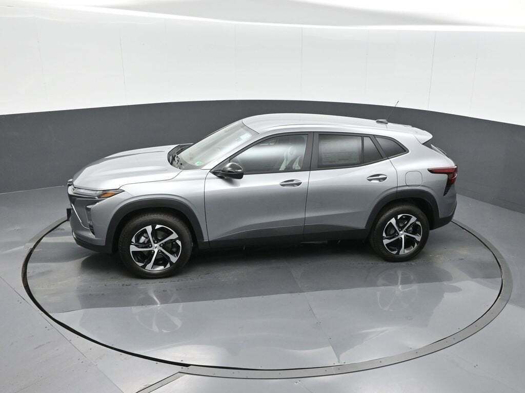 2025 Chevrolet Trax RS