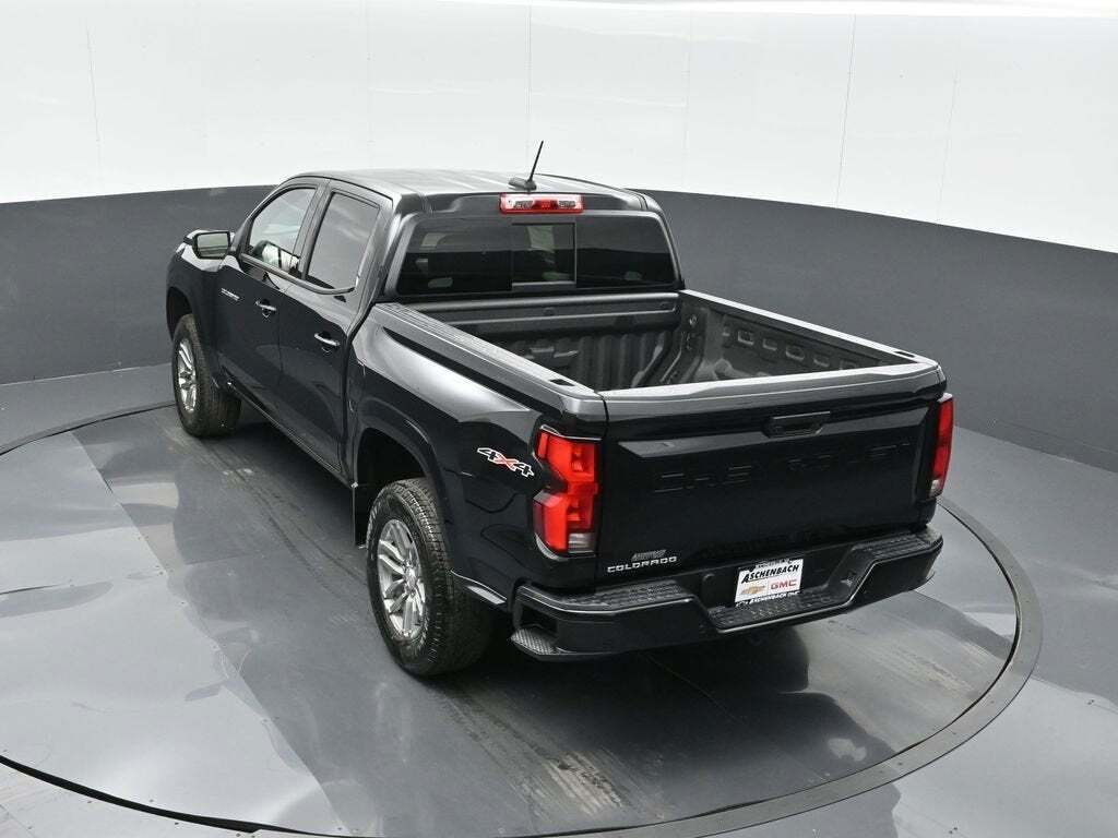 2025 Chevrolet Colorado LT