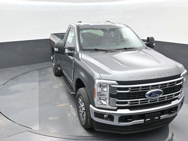 2025 Ford F-350 Super Duty XL