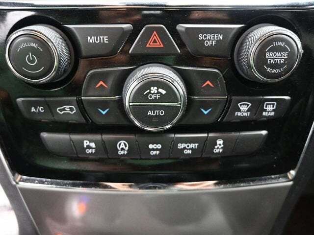 2020 Jeep Grand Cherokee Laredo