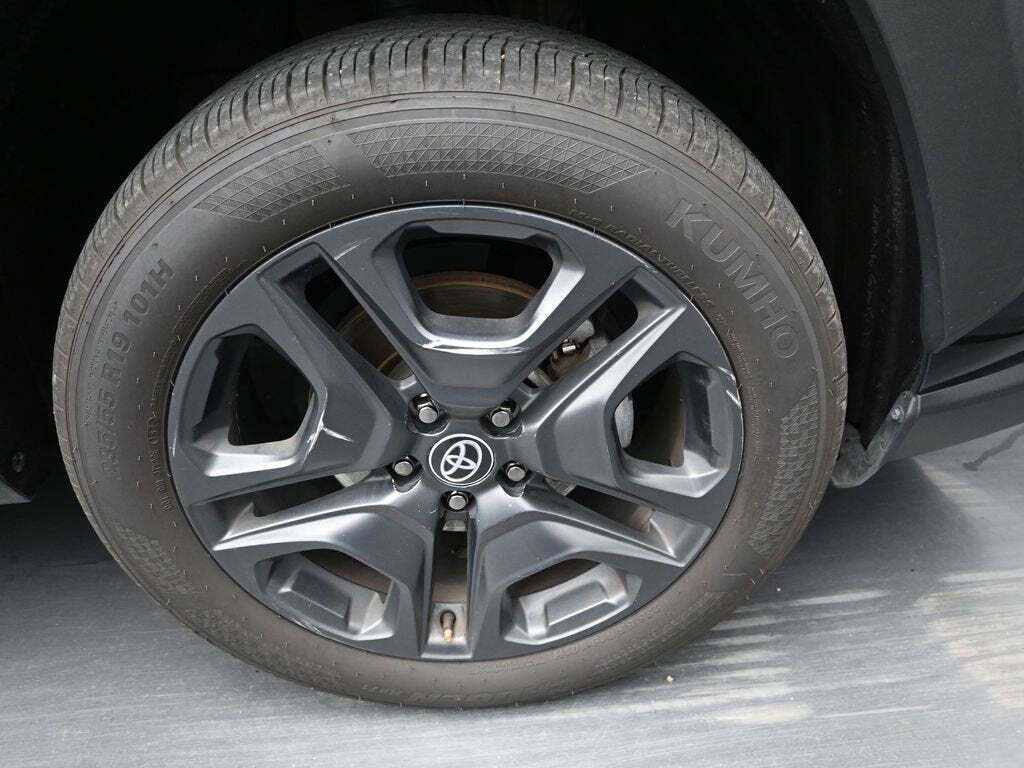 2023 Toyota RAV4 Adventure