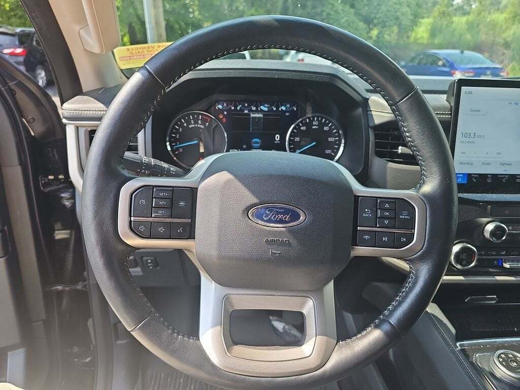 2022 Ford Expedition MAX XLT
