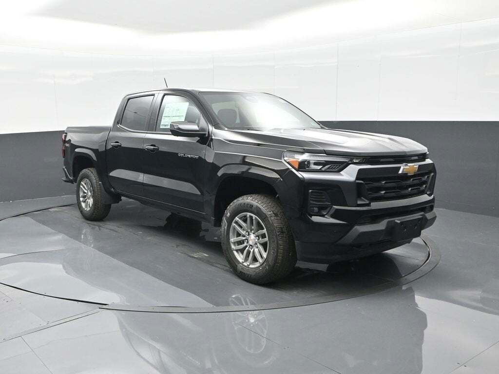 2025 Chevrolet Colorado LT