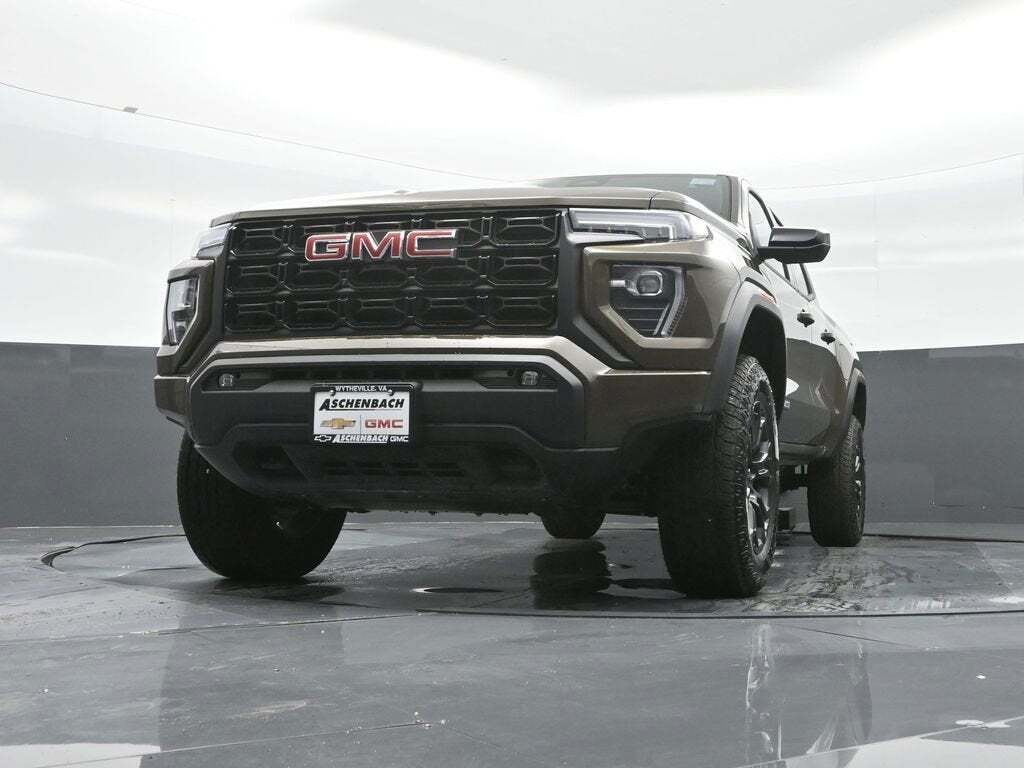 2025 GMC Canyon Elevation