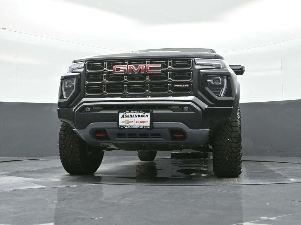 2025 GMC Canyon AT4