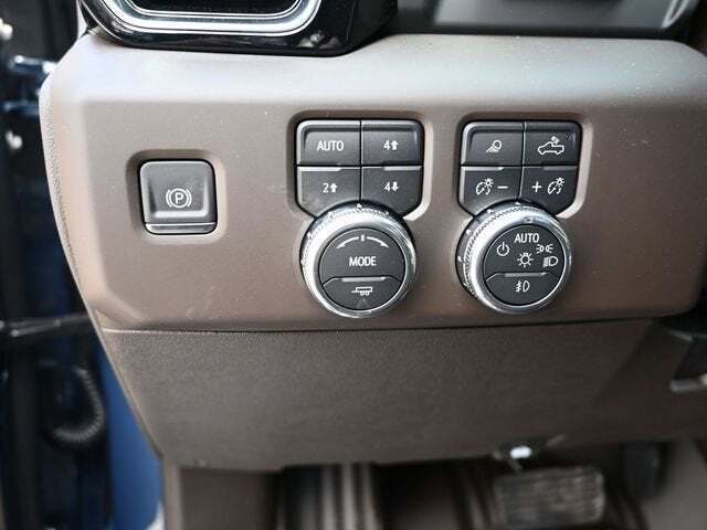 2025 GMC Sierra 3500HD Denali