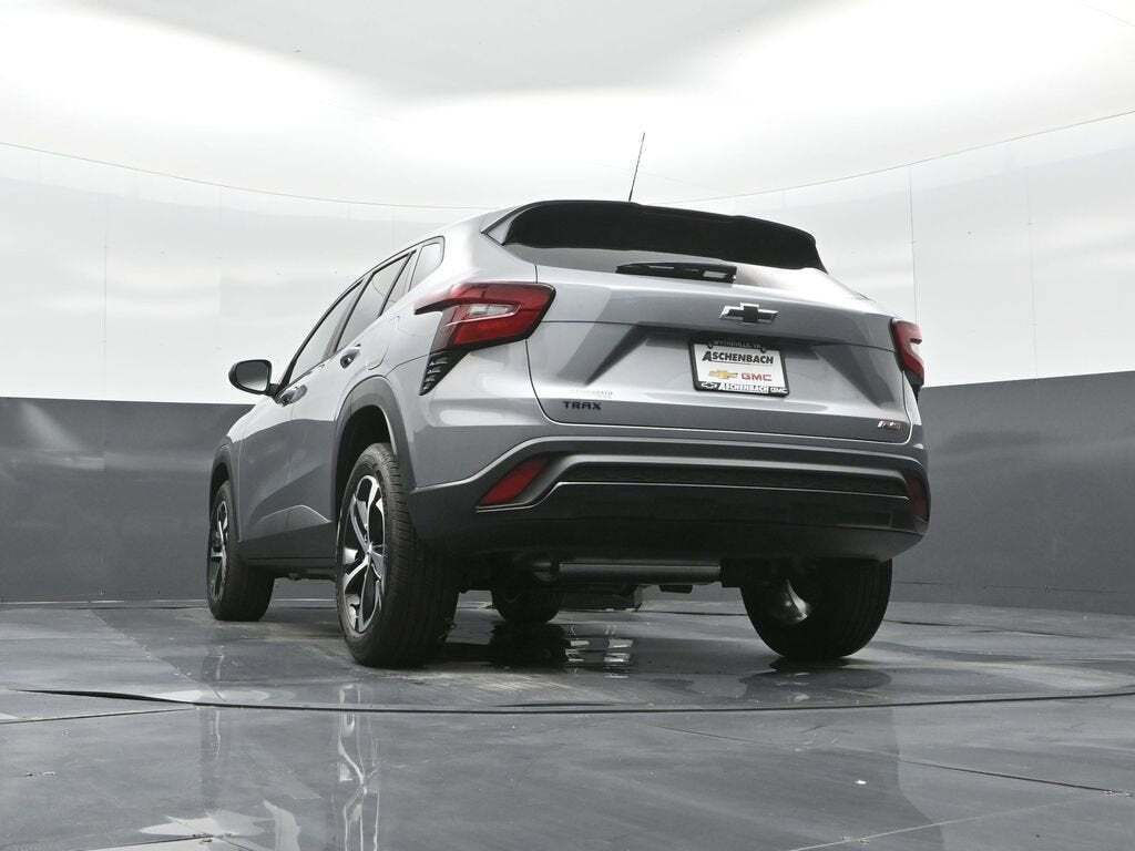 2025 Chevrolet Trax RS