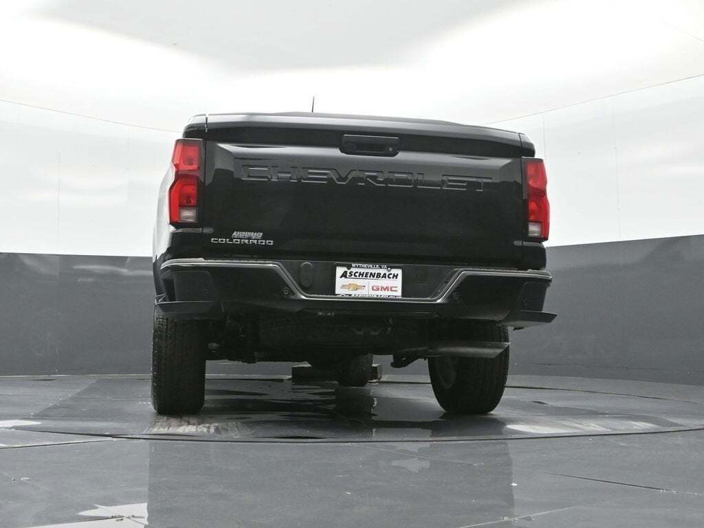 2025 Chevrolet Colorado LT