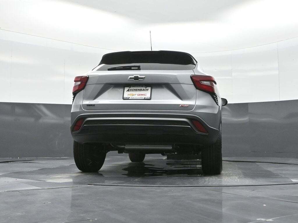 2025 Chevrolet Trax RS