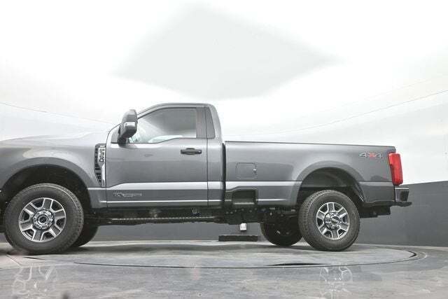 2025 Ford F-350 Super Duty XL