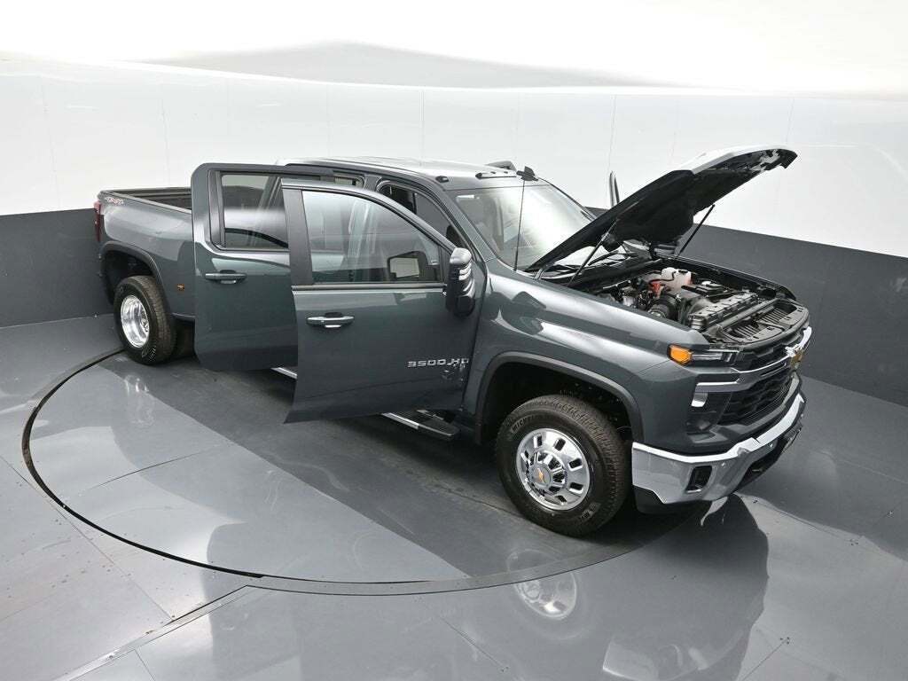 2025 Chevrolet Silverado 3500HD LT