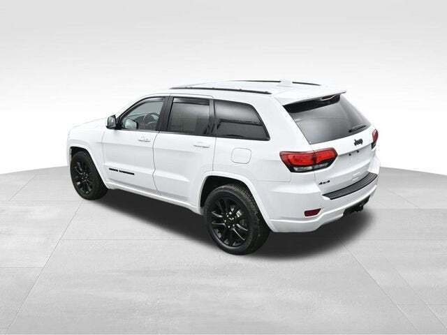 2020 Jeep Grand Cherokee Laredo
