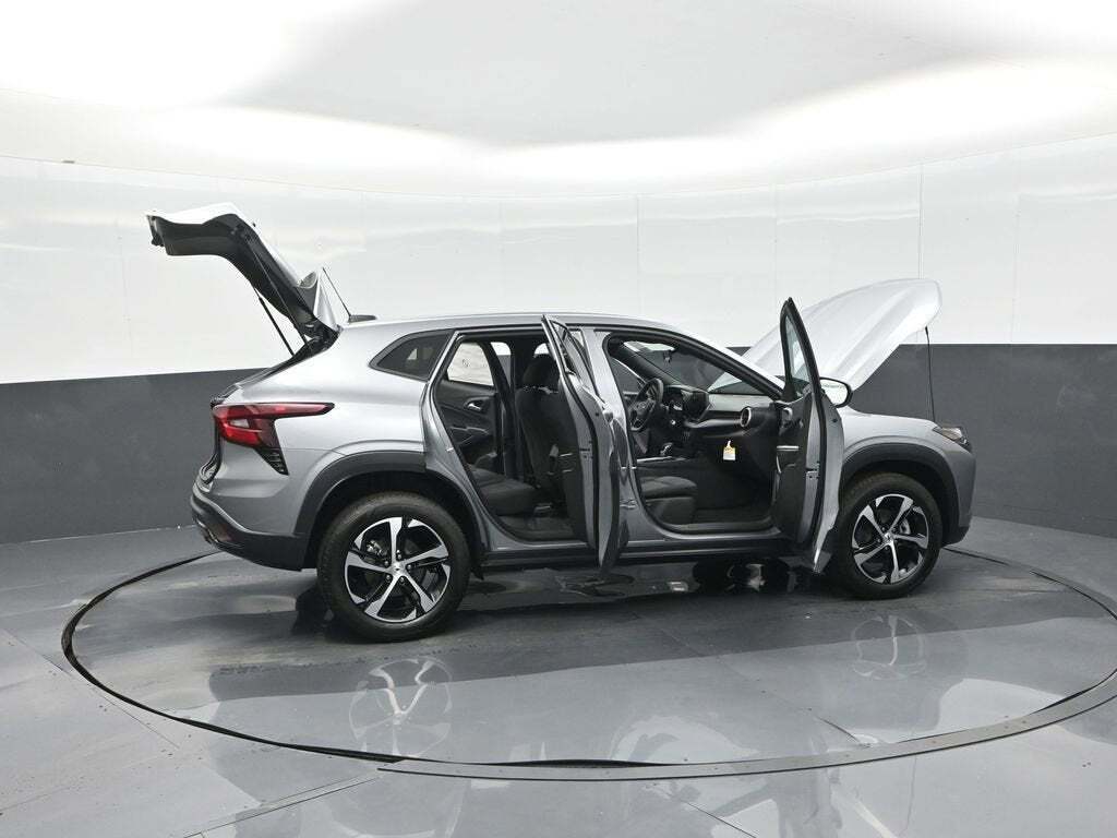 2025 Chevrolet Trax RS
