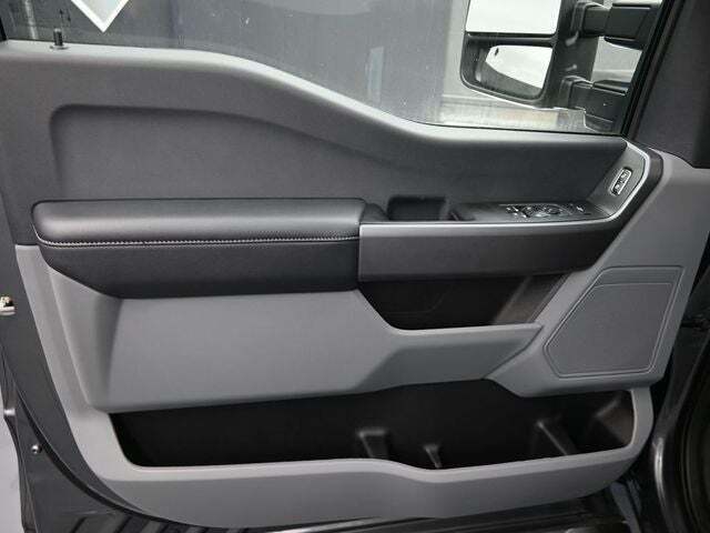 2025 Ford F-350 Super Duty XL