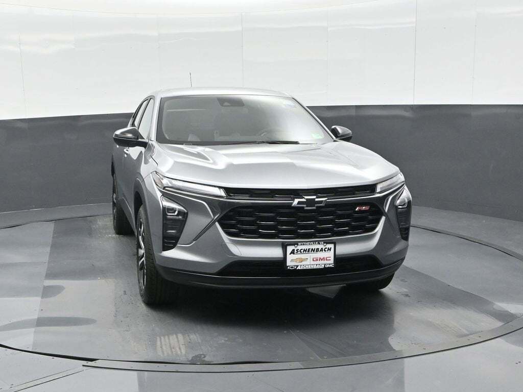 2025 Chevrolet Trax RS