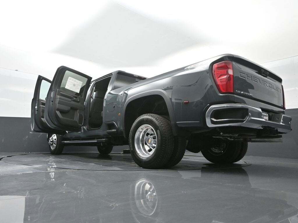 2025 Chevrolet Silverado 3500HD LT