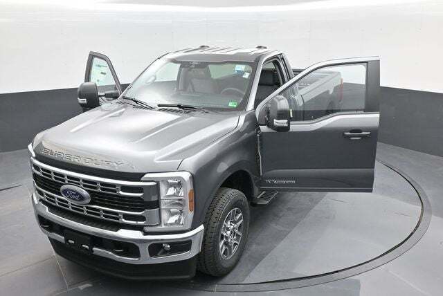 2025 Ford F-350 Super Duty XL