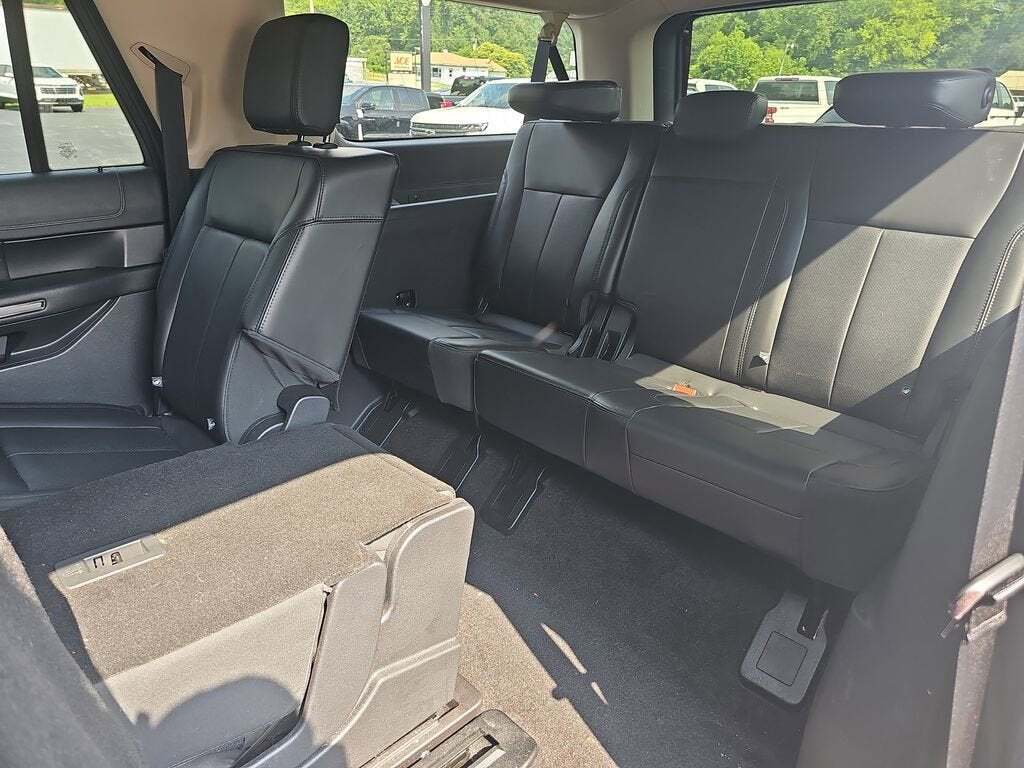 2022 Ford Expedition MAX XLT